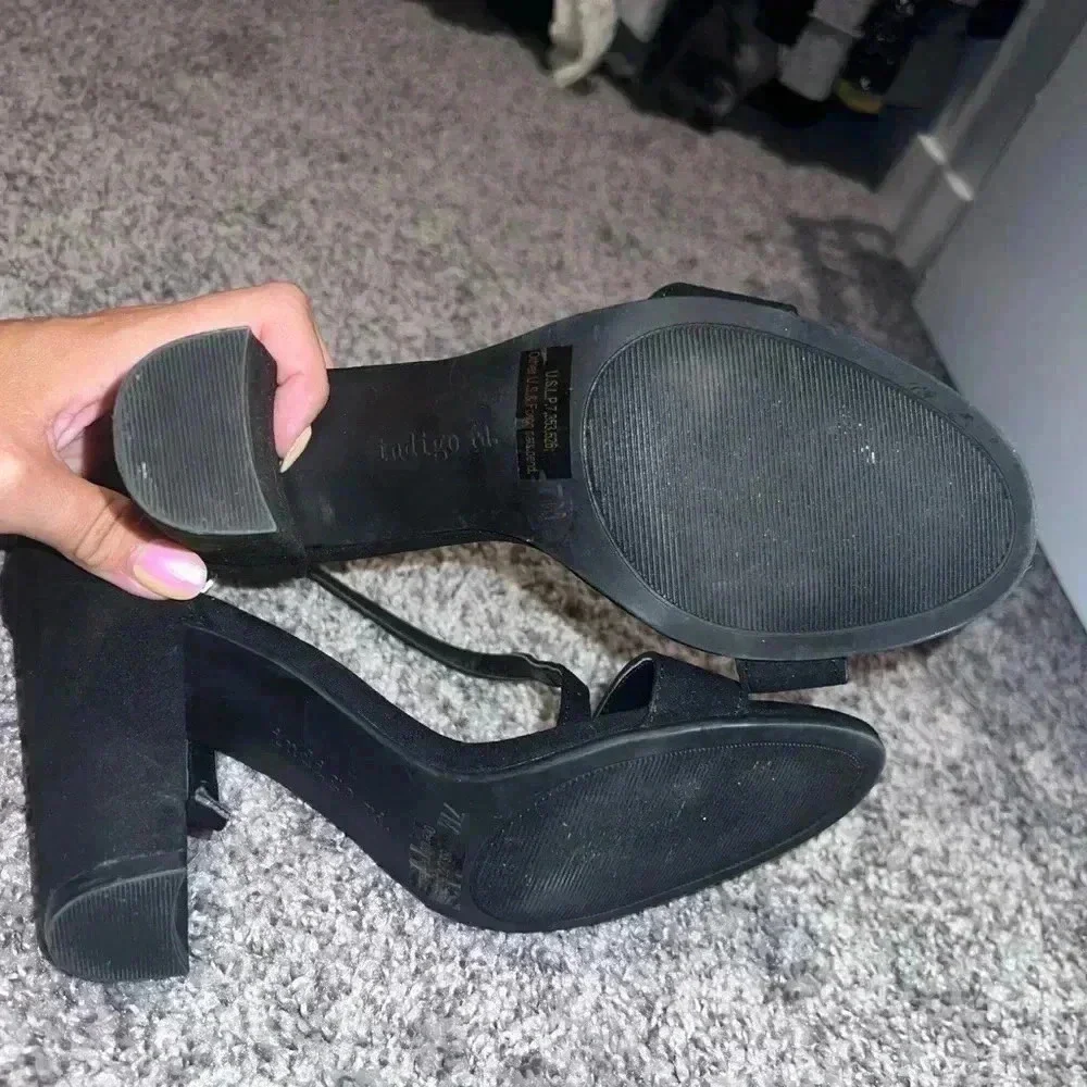 Francescas Collections reposhing this